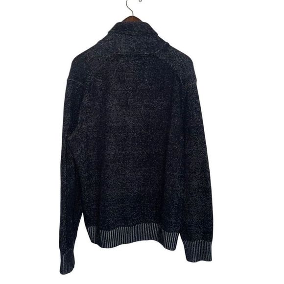 Label of Graded Goods Sweater by: H&M - Picture 2 of 11